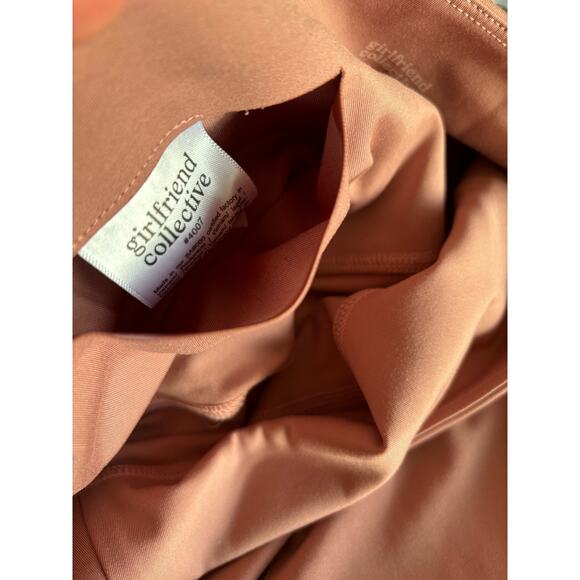 Girlfriend Collective Rosebud Compressive High-Rise Legging - Medium - - Picture 12 of 13